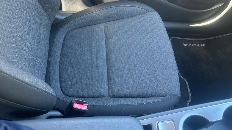 Hyundai KONA 100kW SE Connect 39kWh 5dr Auto Electric Hatchback